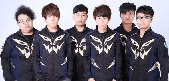 通过更多国 通过更多国